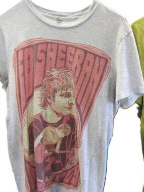 Ed Sheeran Concert T-shirt   -Double sided Graphics 32/34